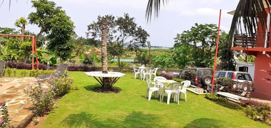 Casa Luis Lägenhet Sao Tome Exteriör bild